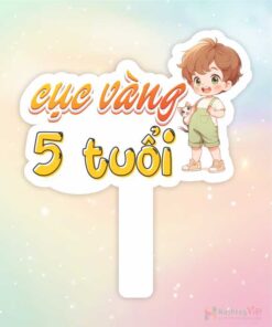 Hashtag cầm tay cục vàng 5 tuổi