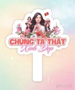 Hashtag cầm tay chúng ta thật xinh đẹp