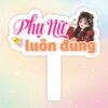 Hashtag cầm tay phụ nữ luôn đúng