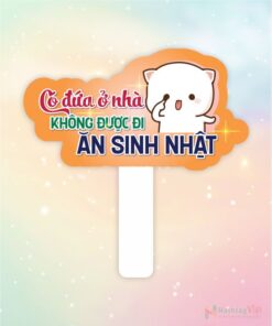 Hashtag cầm tay có đứa ở nhà không được đi ăn sinh nhật