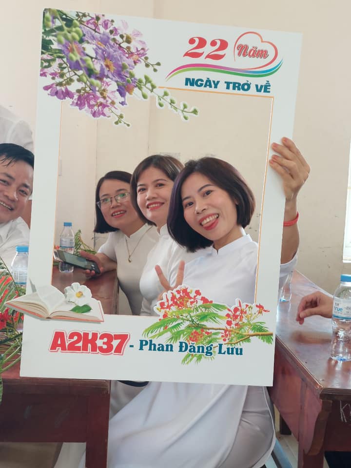 Khung check in Họp Lớp