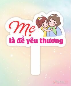 Hashtag cầm tay cả nhà yêu mẹ