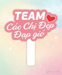 Hashtag cầm tay team chị đẹp đạp gió
