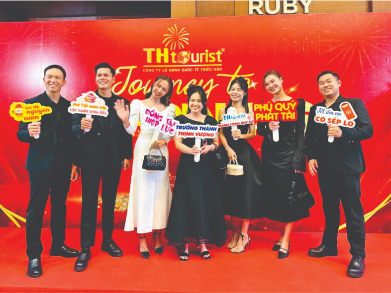 Tiệc Tất Niên