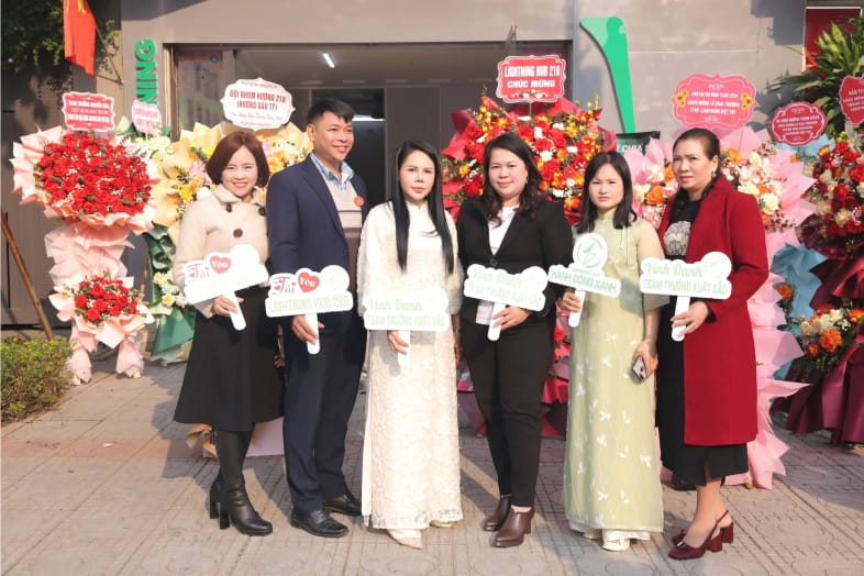 Hashtag khai trương cửa hàng