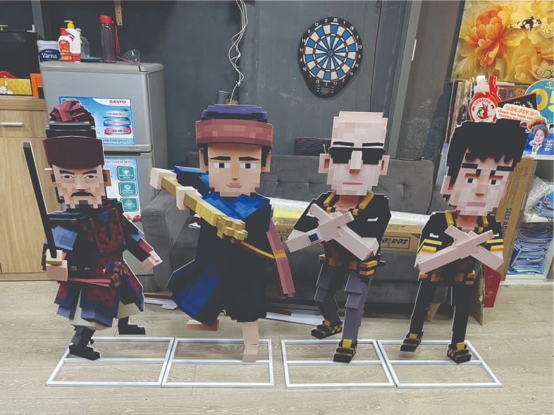 Standee mô hình gia công chân sắt