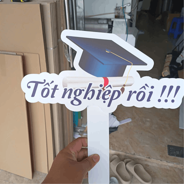 Thiết kế hashtag kỷ yếu theo yêu cầu
