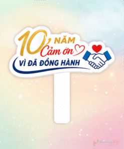 Hashtag cầm tay cảm ơn đã đồng hành
