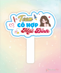 Hashtag cầm tay team thầy cô giáo